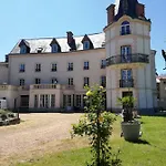 Chateau Les 4 Saisons 3*