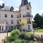 Chateau Les 4 Saisons 3* Saint-Cirgues-sur-Couze