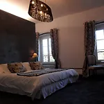 Château Les 4 Saisons Alojamento de Acomodação e Pequeno-almoço 3*