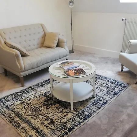 Bed & Breakfast Chateau Les 4 Saisons 3*