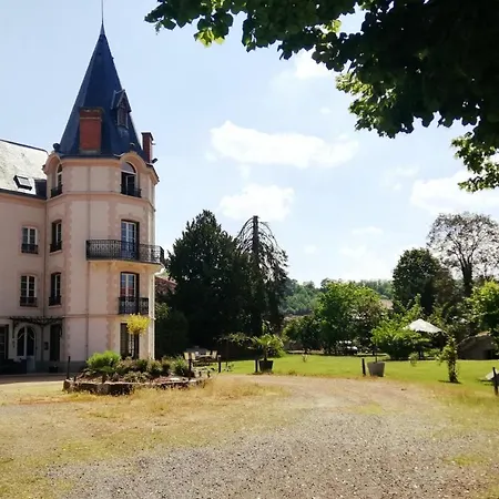 Chateau Les 4 Saisons Bed & Breakfast