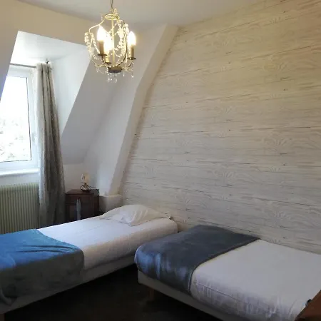 Chateau Les 4 Saisons Bed & Breakfast