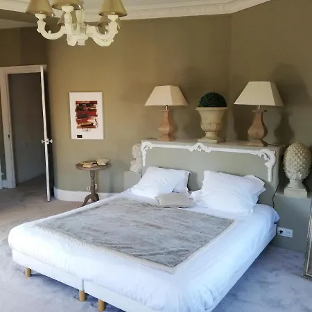 Chateau Les 4 Saisons Bed & Breakfast Saint-Cirgues-sur-Couze