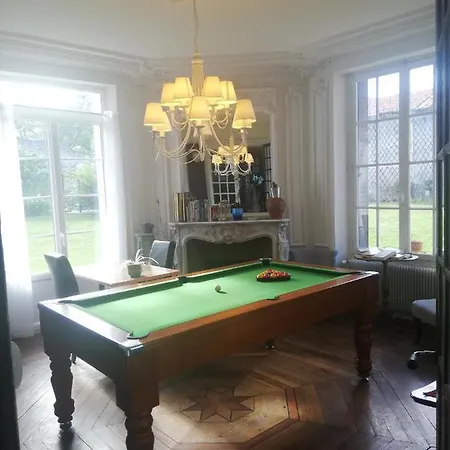 Chateau Les 4 Saisons