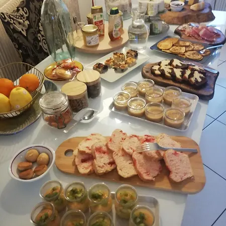 Chateau Les 4 Saisons Bed & Breakfast Saint-Cirgues-sur-Couze