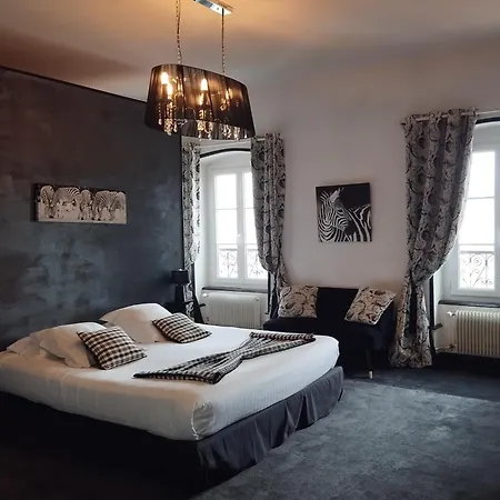 Chateau Les 4 Saisons 3* Saint-Cirgues-sur-Couze