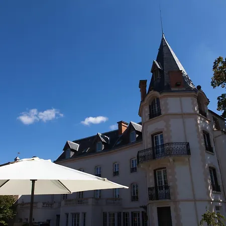 Chateau Les 4 Saisons 3* Saint-Cirgues-sur-Couze