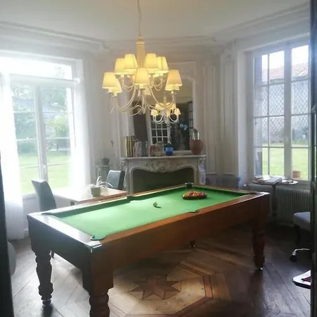 Bed & Breakfast Chateau Les 4 Saisons