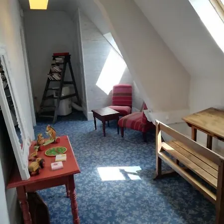 Chateau Les 4 Saisons Nocleg ze śniadaniem 3*
