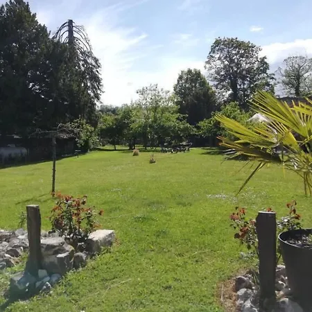 Chateau Les 4 Saisons Bed & Breakfast Saint-Cirgues-sur-Couze