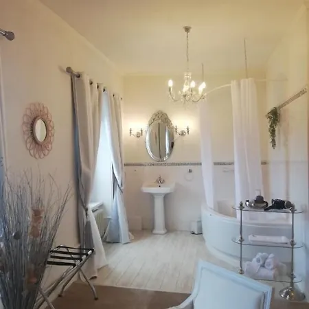 Bed & Breakfast Chateau Les 4 Saisons 3*