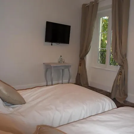 Chateau Les 4 Saisons