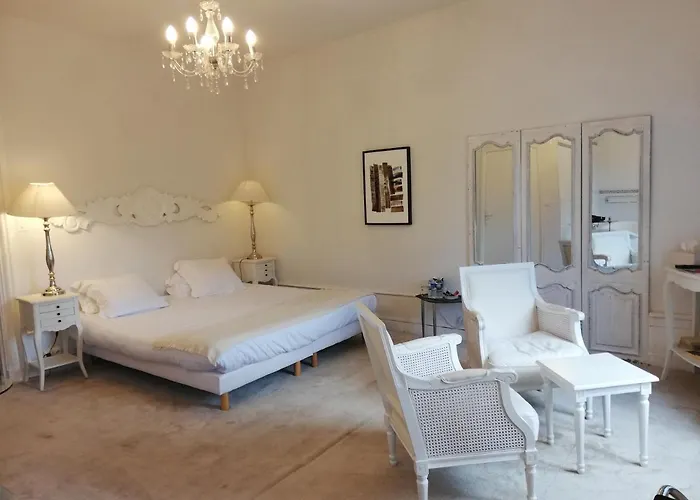 Chateau Les 4 Saisons Oda ve Kahvaltı