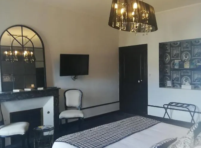 Chateau Les 4 Saisons Oda ve Kahvaltı