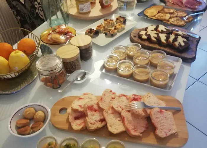 Chateau Les 4 Saisons Bed & Breakfast Saint-Cirgues-sur-Couze