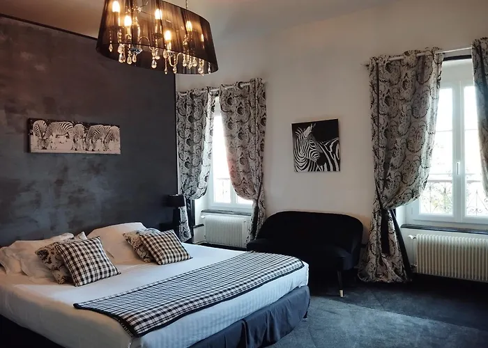 Chateau Les 4 Saisons Bed & Breakfast 3*