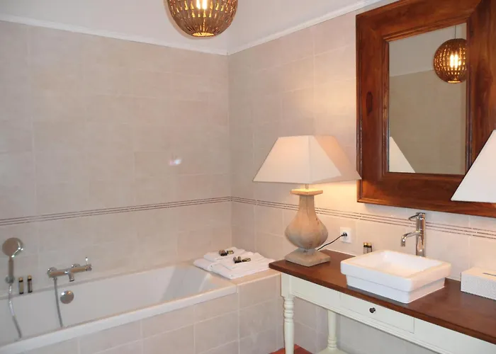 Chateau Les 4 Saisons