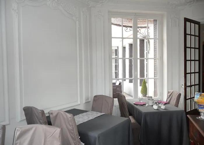 Chateau Les 4 Saisons