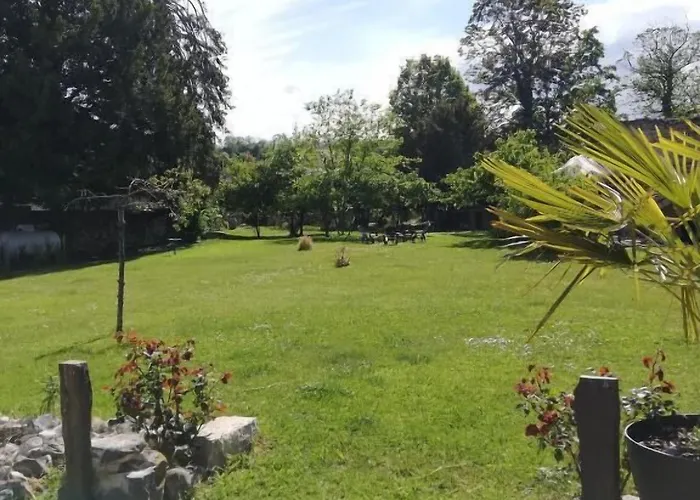 Chateau Les 4 Saisons Oda ve Kahvaltı Saint-Cirgues-sur-Couze