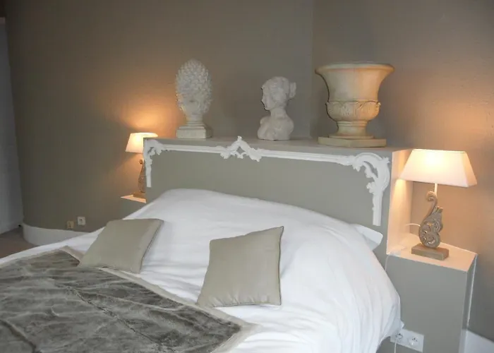 Chateau Les 4 Saisons 3* Saint-Cirgues-sur-Couze